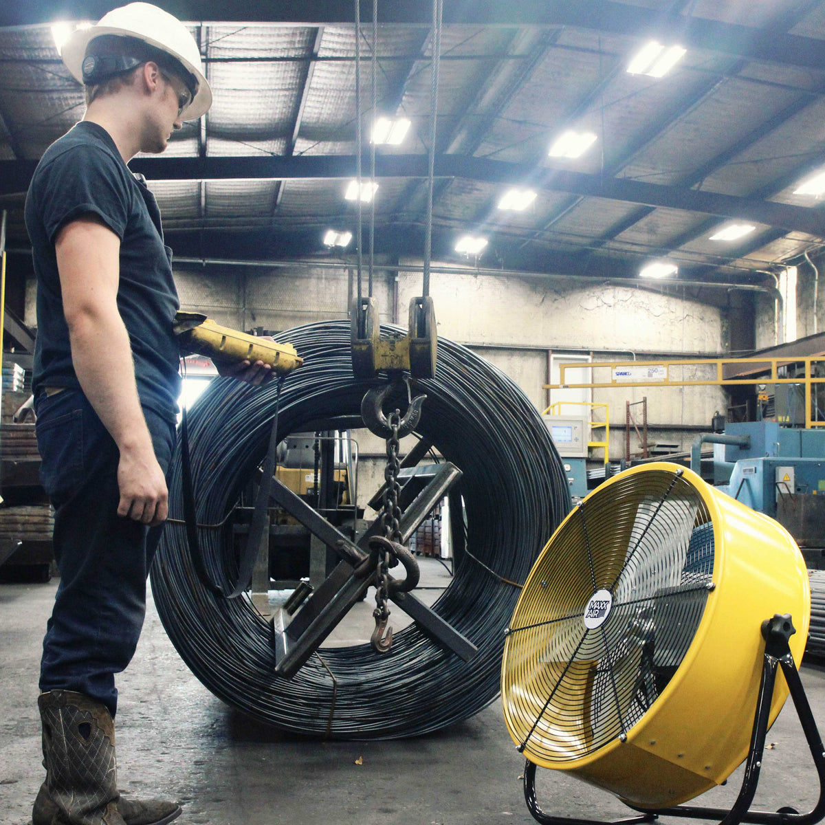 Maxx Air 24 In. 2-Speed Tilting Direct Drive Drum Fan